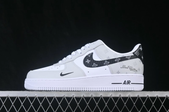 Nike Air Force 1 '07 Low Basketball Shoes with Full-Length Air Cushion - CZ0270-106