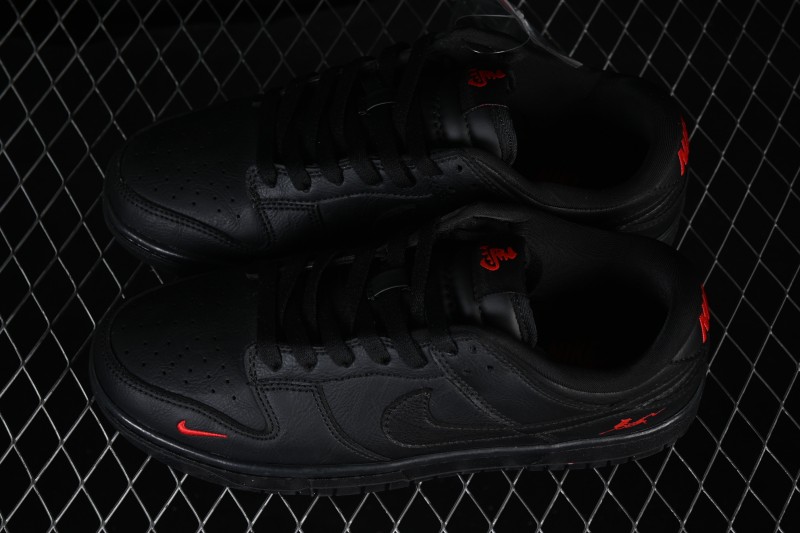 Nike SB Dunk Low Year of the Horse Edition Black Red Premium Low-Top Skateboarding Shoes - YF9511-925
