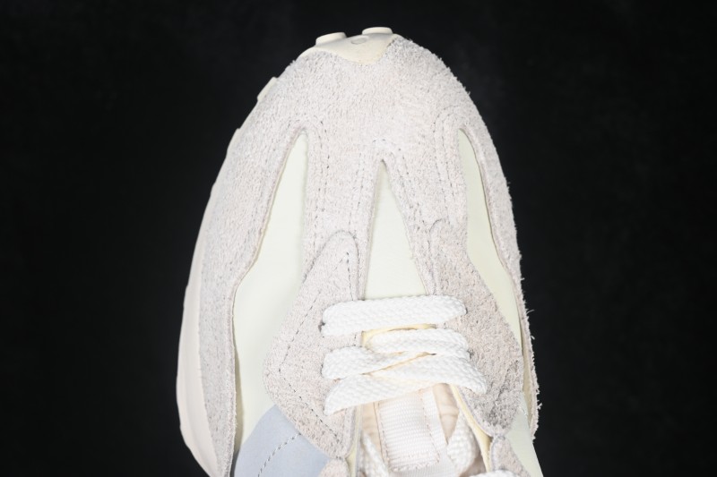 New Balance NB327 Retro Running Shoes with Vintage Inspired Design - U327WCC