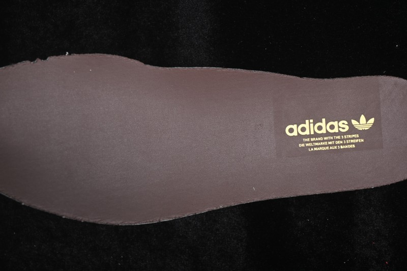 Adidas Samba OG Classic Lifestyle Sneakers with Retro Design - IH9373