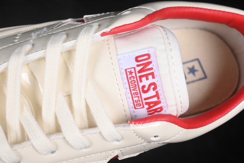 Converse One Star 95 Classic Low-Top Casual Skateboarding Shoes with Glossy Patent Leather and Reflective Star Logo - 167326C
