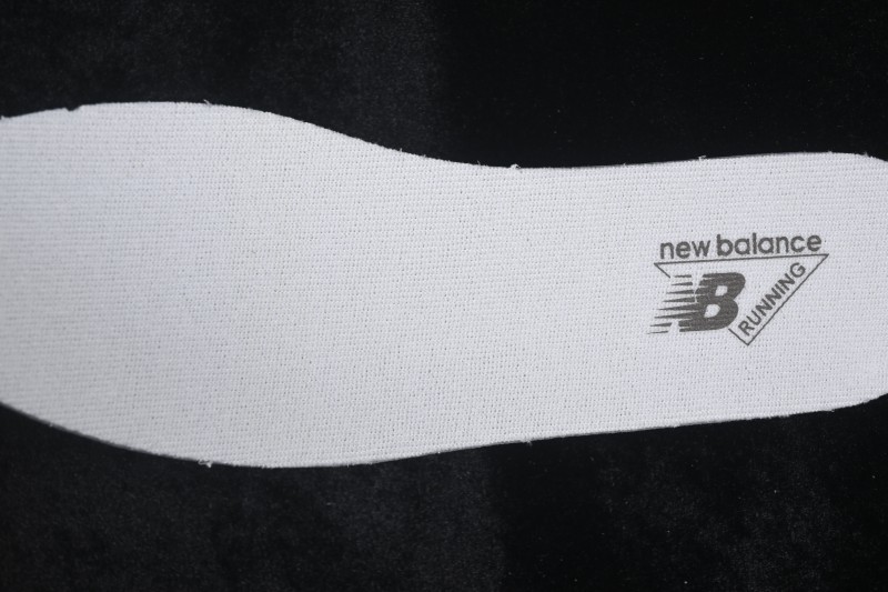 New Balance 204 Series Retro Casual Running Sneakers with Breathable Upper - U204L1IP