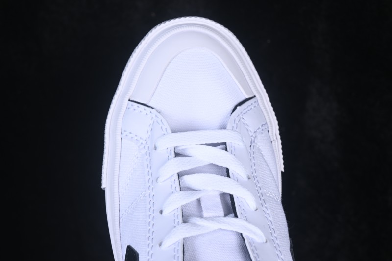 Converse Sport Casual Canvas Low-Top Lace-Up Sneakers - A17559C