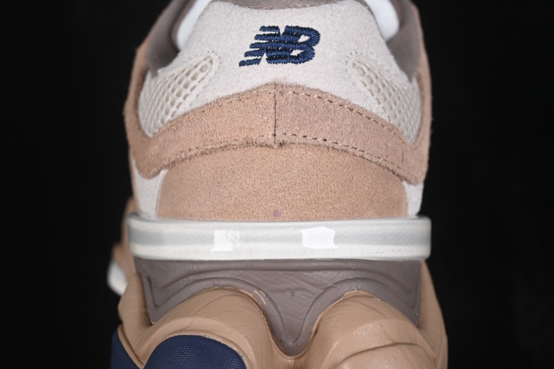 New Balance 9060 Retro Running Shoes with ABZORB Cushioning and Suede Overlays - U9060ETN