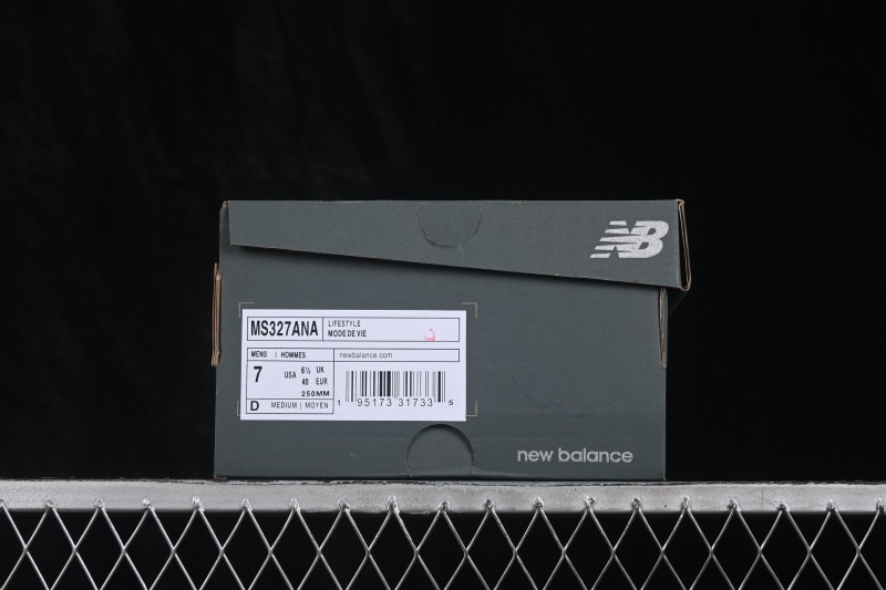 New Balance 327 Retro Casual Running Shoes with Trail-Inspired Design - MS327ANA