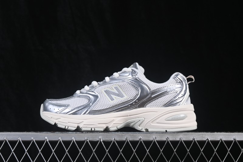 New Balance NB530 Retro Running Shoes for Everyday Wear - U5303IR