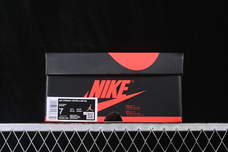 Air Jordan 1 Low AJ1 Pine Green Low-Top Retro Culture Basketball Shoes - IR2283-030