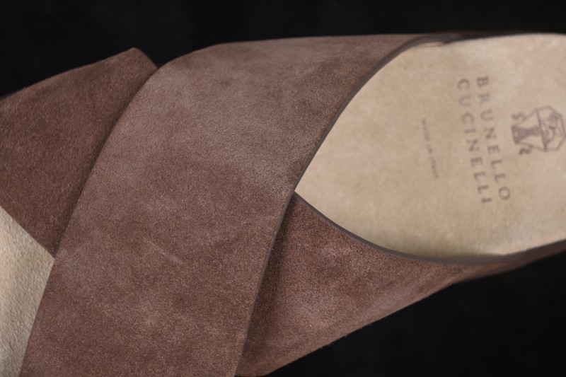 Brunello Cucinelli Suede Flat Slip-On Open Toe One-Band Slippers - MZUSOLY327CAY70 BROWN