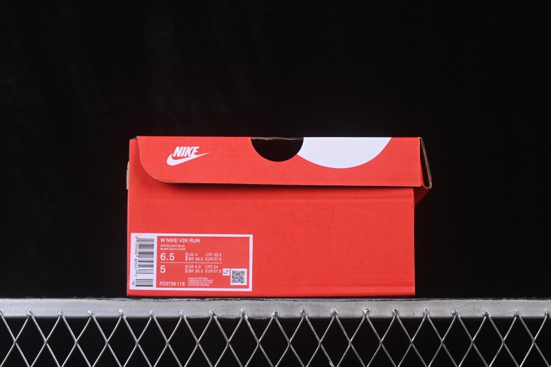 Nike V2K Run Retro Low Top Running Shoes with Cushlon Cushioning and Anti-Slip - FD0736-119