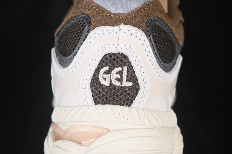 Asics Gel-NYC Retro Running Shoes with Suede and Mesh Upper - 1203A383-201