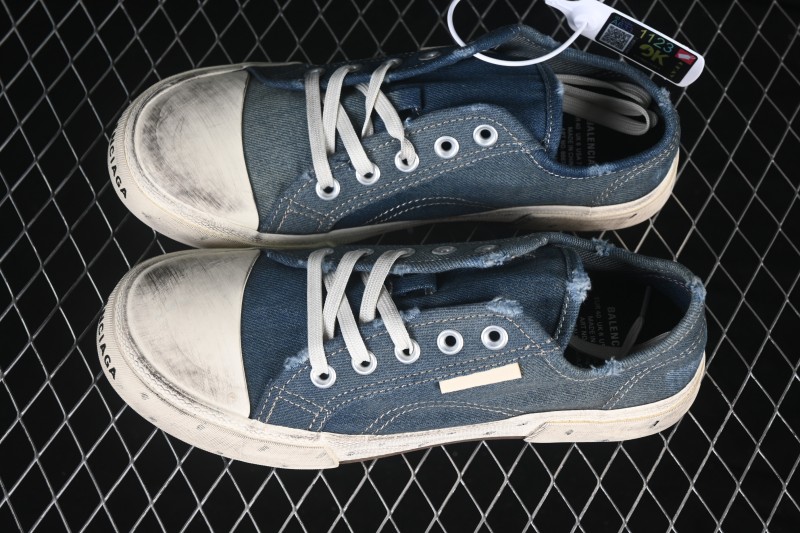 Balenciaga Paris Low Top Lace-Up Distressed Fashion Sneakers - W3RCL4090