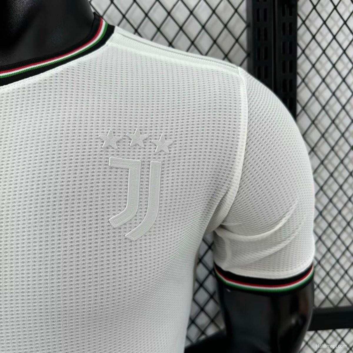 Player Version 25/26 Juventus WHITE Pre-Match Jersey