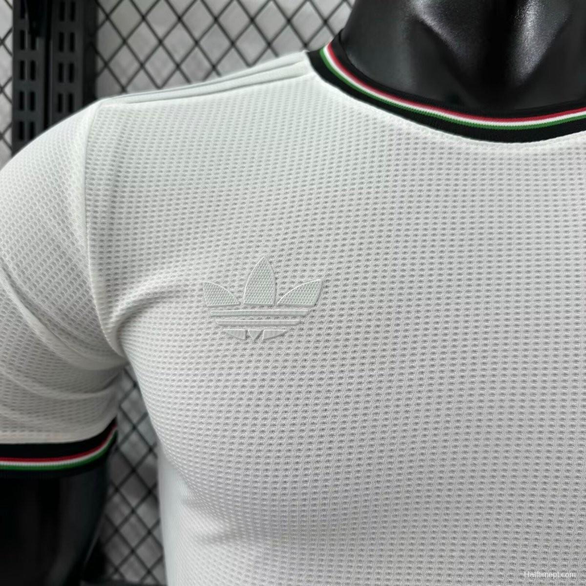 Player Version 25/26 Juventus WHITE Pre-Match Jersey