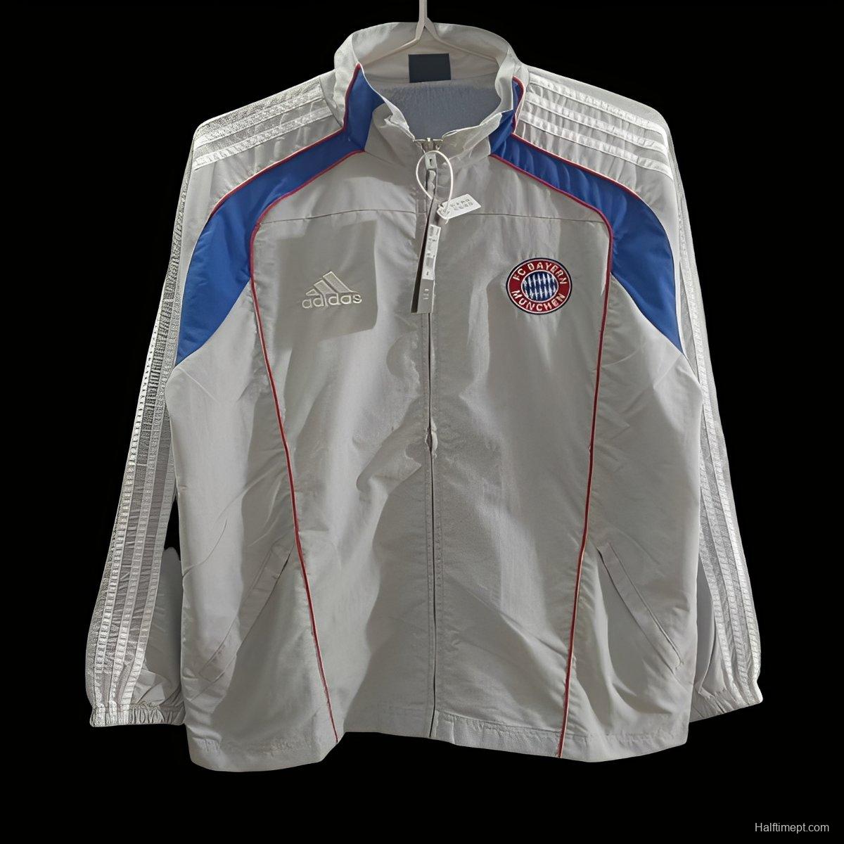 25/26 Adidas FC Bayern Munich Vintage Track Jacket - Silver/Blue Classic Edition Windbreaker